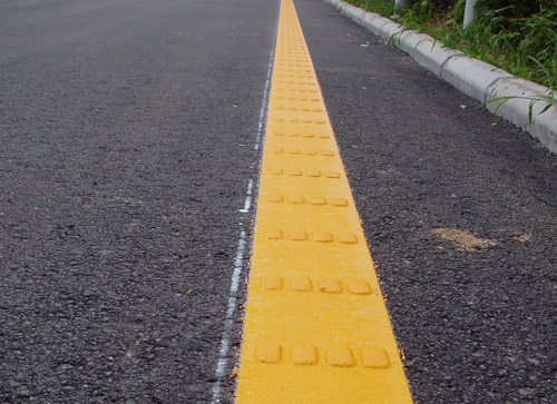 影响道路标线涂料施工的条件有哪些